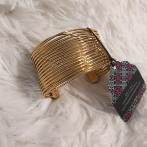 FREE WITH PURCHASE NWT Retro Revamp gold cuff bracelet